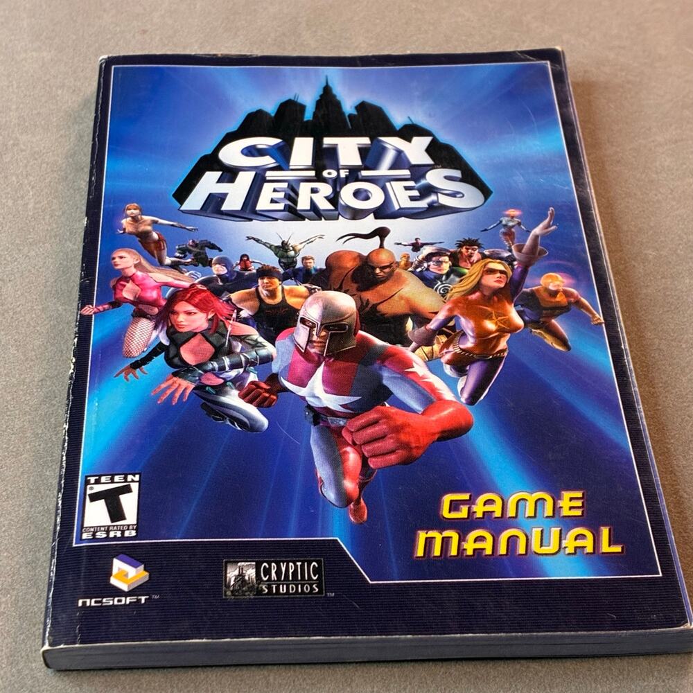 City of Heroes PC Game Manual Original NCSoft Cryptic Studios MMO Guide